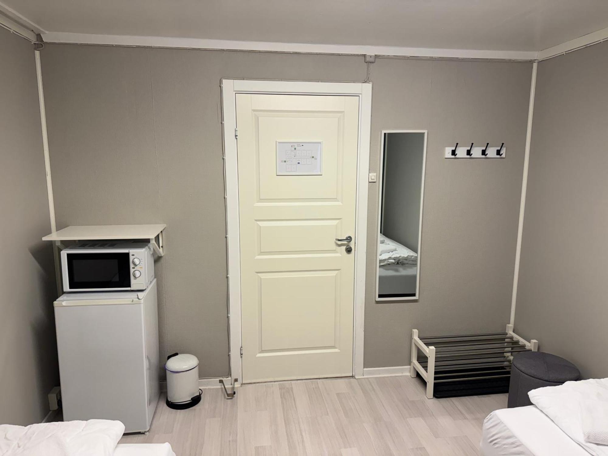 Vinstra Hostel ภายนอก รูปภาพ